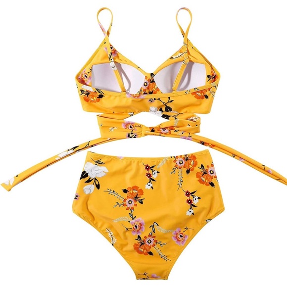 Last one 👙Women's Bikini Set - Criss Cross Bra + High Waisted , 2pc Beachwear - Picture 11 of 15